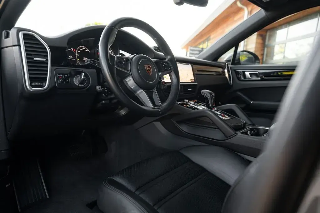 Gebraucht Porsche Cayenne Coupe 340 PS (250 kW) 2020 Grau Coupé