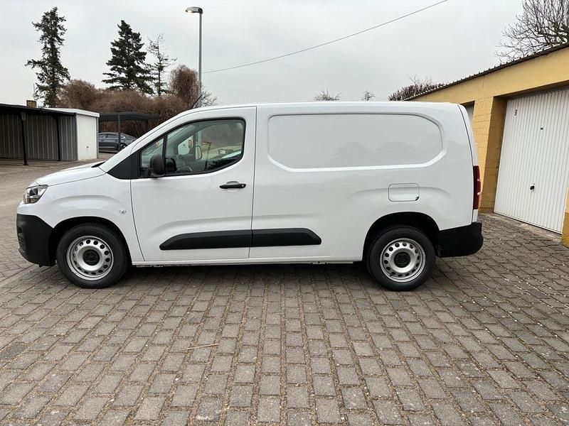Gebraucht Citroën Berlingo 102 PS (75 kW) 2022 Weiß Van / Kleinbus