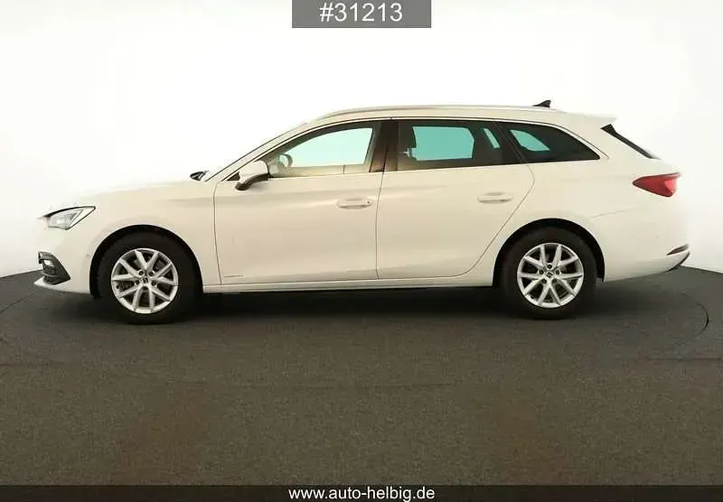Gebraucht Seat Leon XCELLENCE 150 PS (110 kW) 2023 White candy Kombi