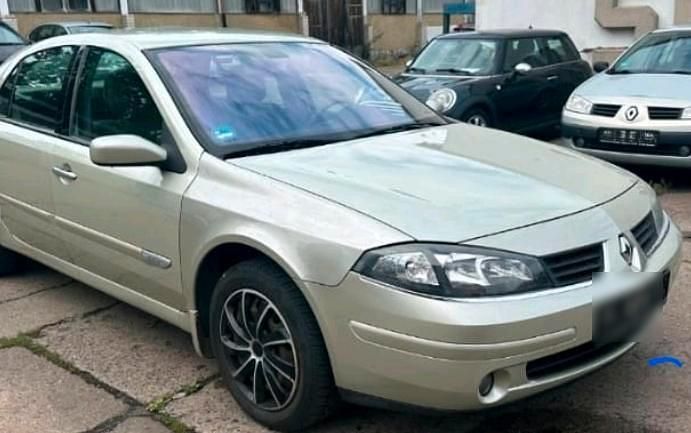 Gebraucht Renault Laguna II 135 PS (99 kW) 2005 Grau Limousine