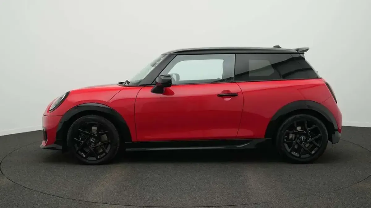 Gebraucht Mini John Cooper Works 204 PS (150 kW) 2025 Rot Kleinwagen