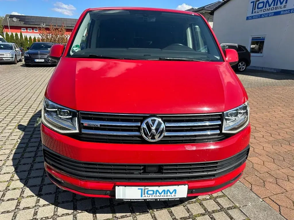 Gebraucht VW Multivan Comfortline 204 PS (150 kW) 2016 Rot Van / Kleinbus