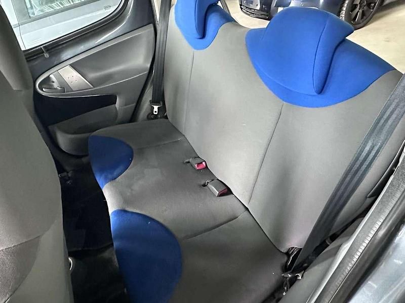 Gebraucht Citroën C1 Advance 68 PS (50 kW) 2008 Zu lackieren dark grey Kleinwagen