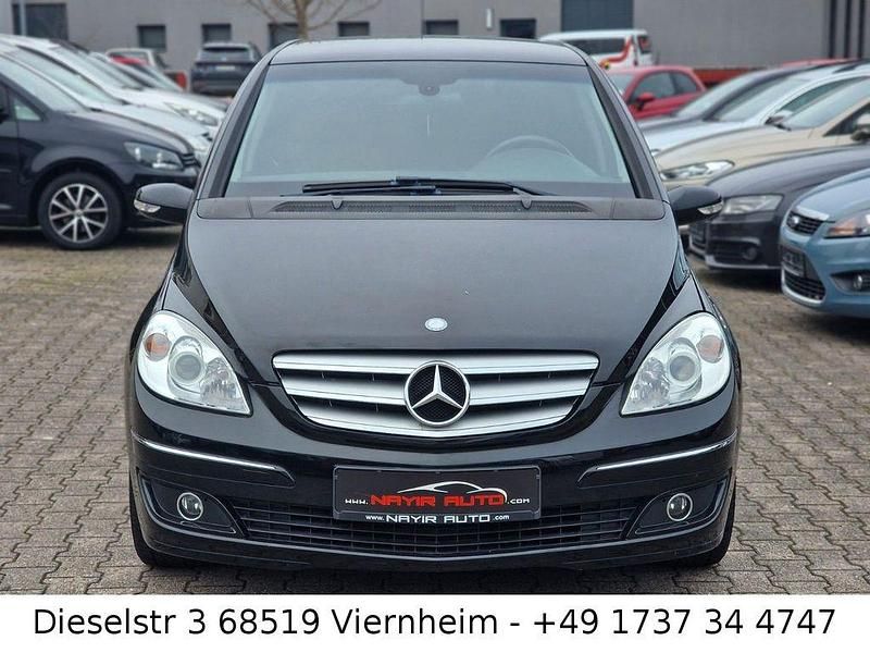 Gebraucht Mercedes B200 136 PS (100 kW) 2007 Schwarz Van / Kleinbus