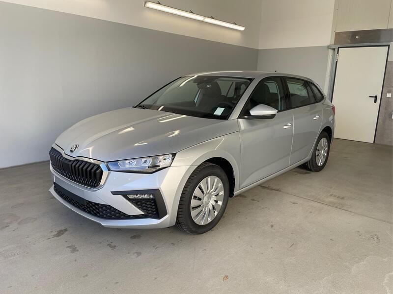 [8e8e] brillantsilber metallic Neu 2024 Skoda Scala Selection Kleinwagen | 24.479 € (Fairer Preis) - Bild 1/4