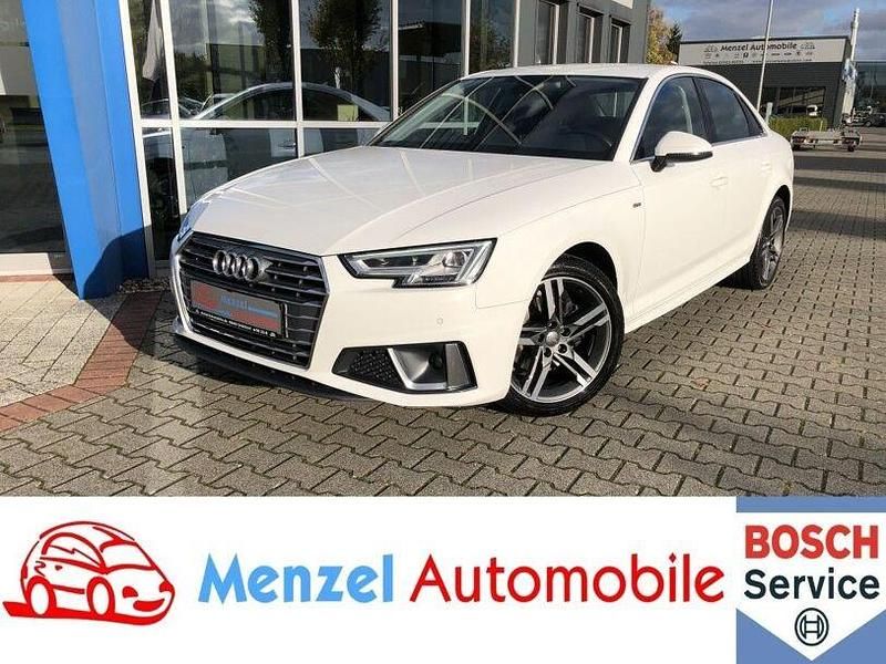 Weiß Gebraucht 2019 Audi A4 S-Line Limousine | 20.900 € (Fairer Preis) - Bild 1/4