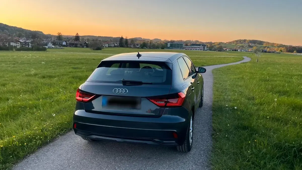 Gebraucht Audi A1 Sportback Advanced Plus 116 PS (85 kW) 2024 Schwarz Kleinwagen