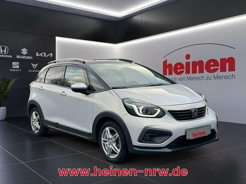 Gebraucht Honda Jazz Executive 98 PS (72 kW) 2020 Premium sunlight white Kleinwagen