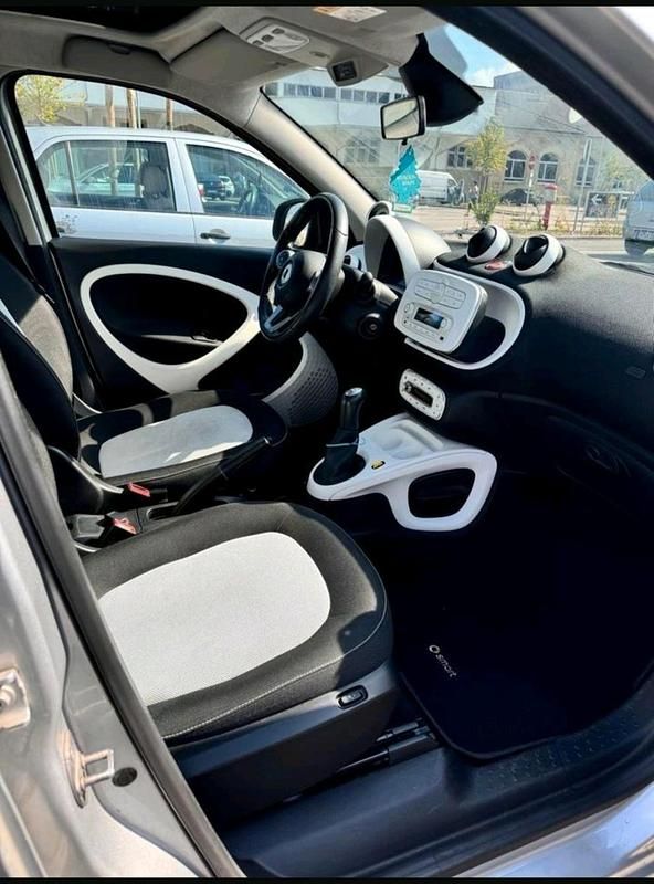 Gebraucht Smart ForFour 71 PS (52 kW) 2015 Grau Kleinwagen
