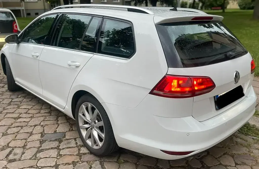 Gebraucht VW Golf VII Highline 150 PS (110 kW) 2017 Weiß Kombi