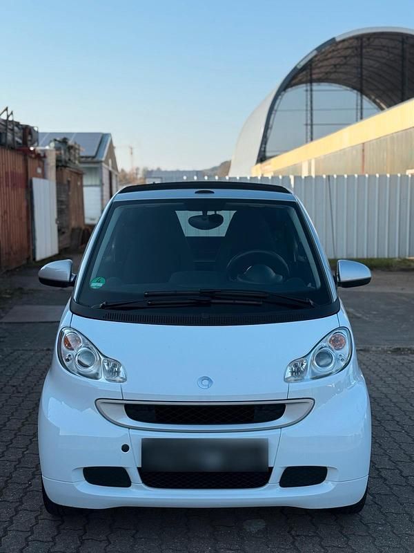 Gebraucht Smart ForTwo Cabrio 54 PS (39 kW) 2011 Weiß Cabrio