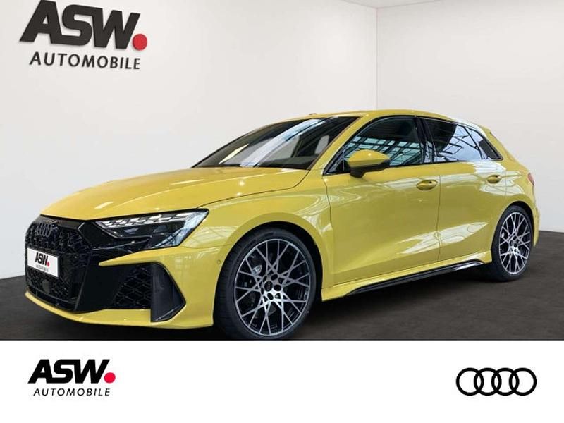 Pythongelb metallic Neu 2025 Audi RS3 Kleinwagen | 74.890 € (Fairer Preis) - Bild 1/4