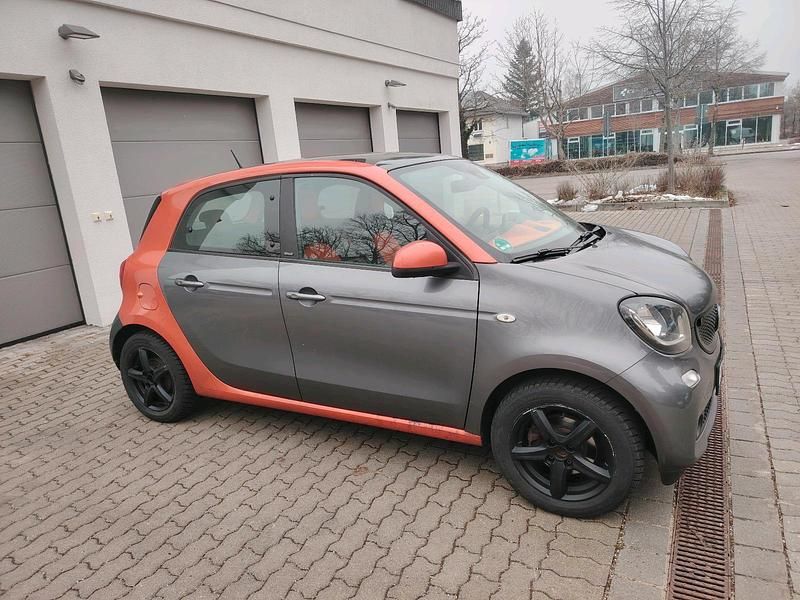Gebraucht Smart ForFour 71 PS (52 kW) 2014 Orange Kleinwagen