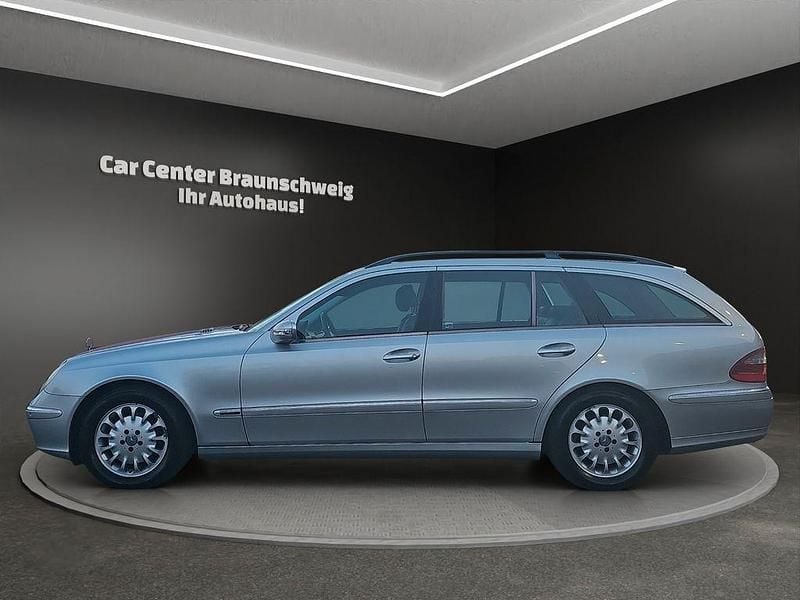 Gebraucht Mercedes E320 Avantgarde 204 PS (150 kW) 2003 Silber Limousine