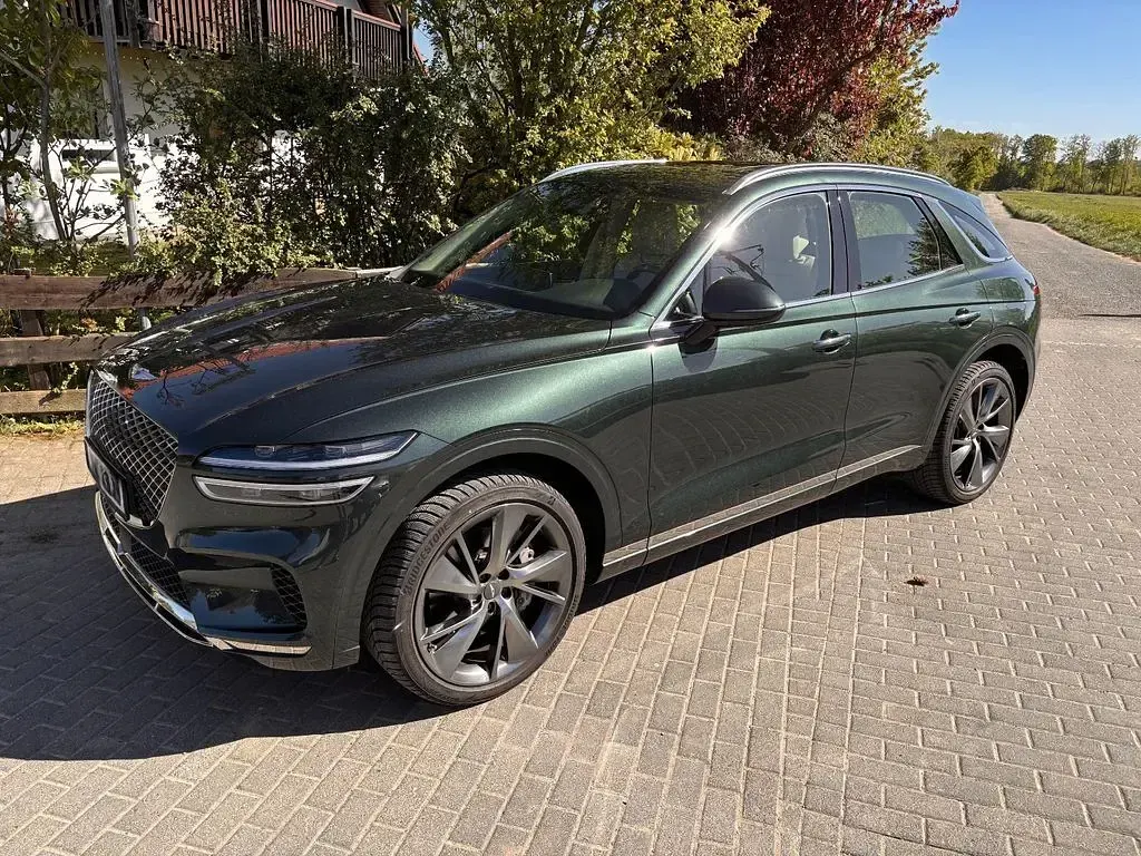 Second-hand Genesis GV70 305 CP (224 kW) 2022 Verde SUV