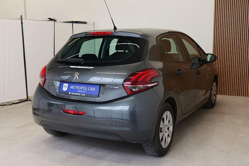 Gebraucht Peugeot 208 Access 68 PS (50 kW) 2016 Grau Kleinwagen