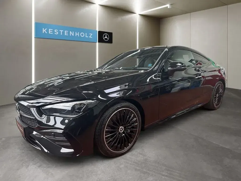 Gebraucht Mercedes CLE200 AMG 204 PS (150 kW) 2025 Schwarz Coupé