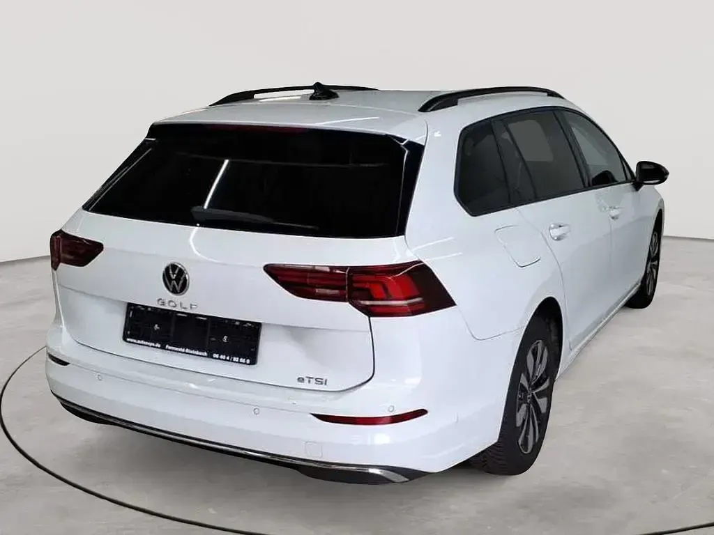 Gebraucht VW Golf VIII Goal 116 PS (85 kW) 2024 Weiß Kombi