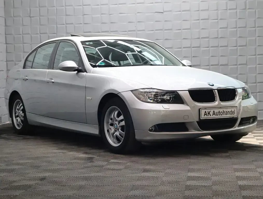 Gebraucht BMW 318 Advantage 122 PS (89 kW) 2007 Silber Limousine