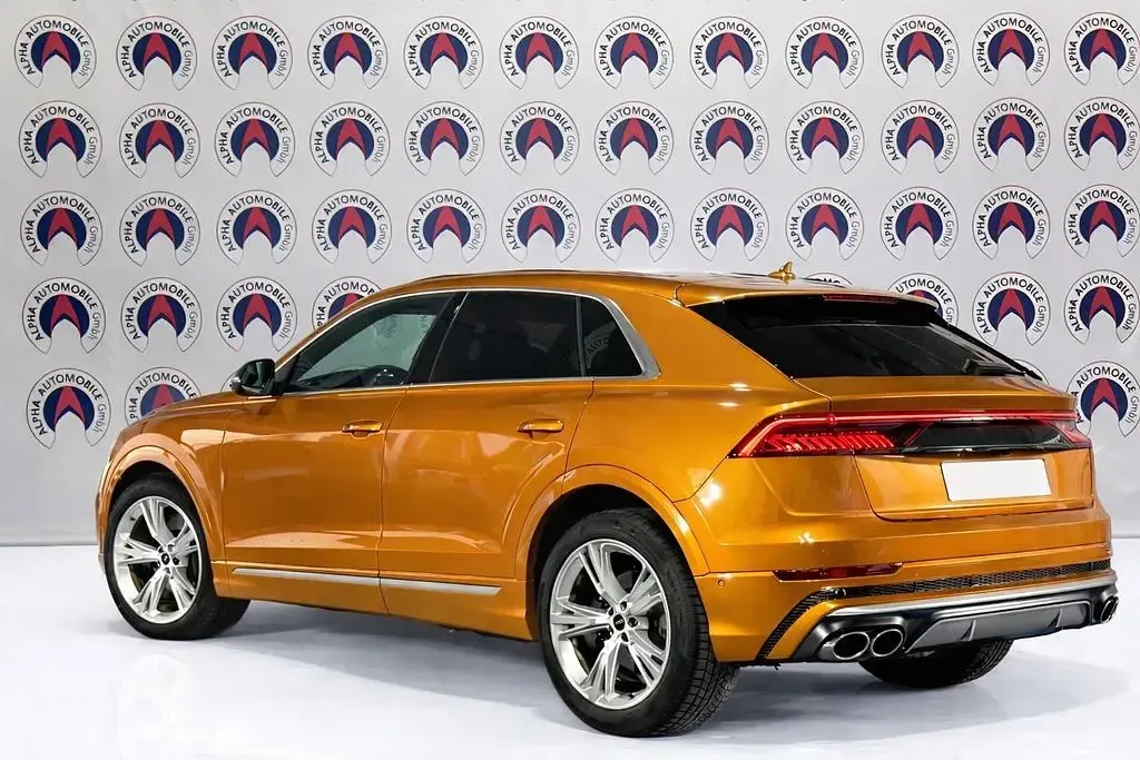 Gebraucht Audi SQ8 Design 507 PS (372 kW) 2022 Orange (metallic) SUV