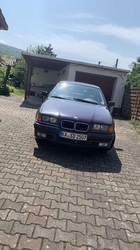Gebraucht 1995 BMW 316 Coupé | 1.500 € - Bild 1/4