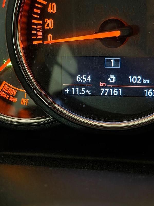 Gebraucht Mini Cooper 136 PS (100 kW) 2019 Schwarz Kleinwagen