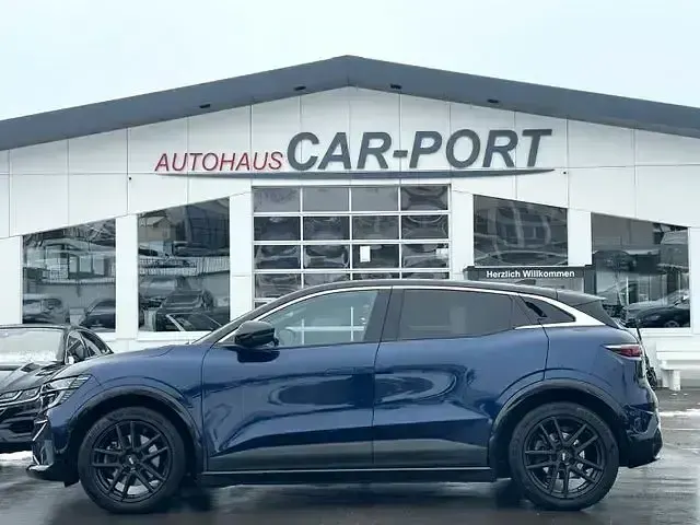 Gebraucht Renault Megane E-Tech Iconic 160 kW (218 PS) 2023 Blau Limousine