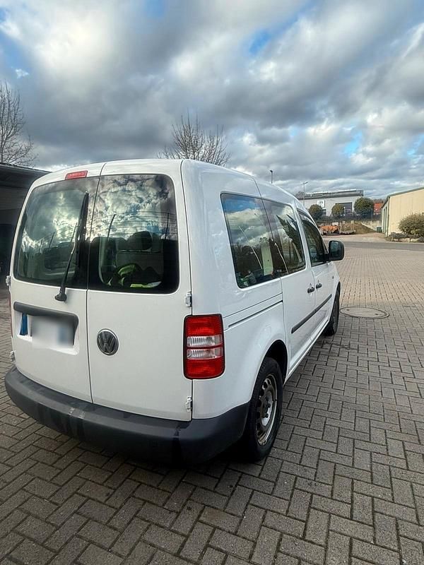 Gebraucht VW Caddy 109 PS (80 kW) 2013 Weiß Van / Kleinbus