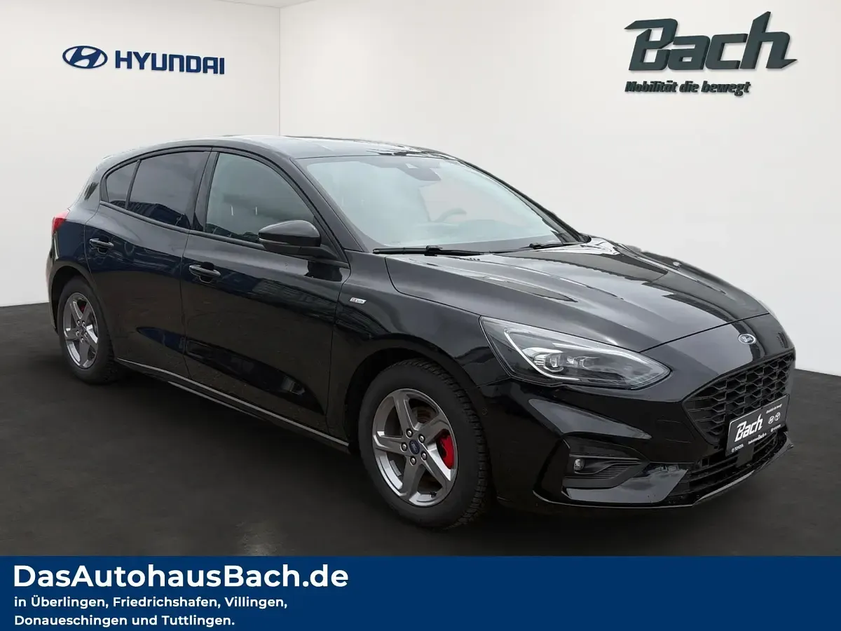 Gebraucht Ford Focus ST-Line X 155 PS (114 kW) 2021 Obsidianschwarz Kleinwagen