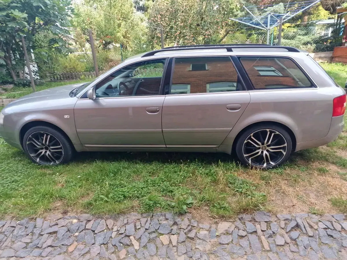 Usata Audi A6 160 CV (117 kW) 2003 Marrone Station wagon