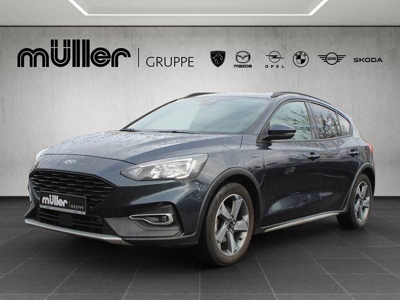 Blau Gebraucht 2021 Ford Focus Active X Limousine | 15.490 € (Teuer) - Bild 1/4