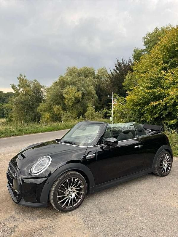 Schwarz Gebraucht 2021 Mini Cooper S Cabriolet Cabrio | 29.990 € (Etwas zu teuer) - Bild 1/4