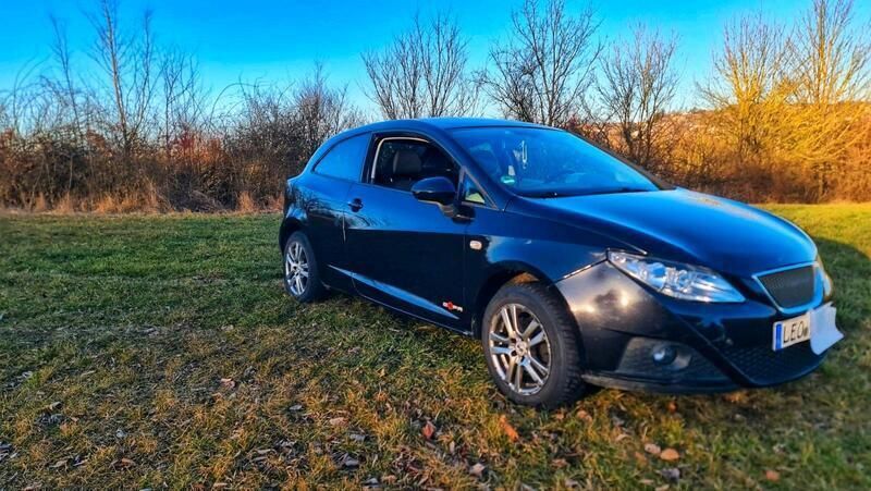 Schwarz Gebraucht 2011 Seat Ibiza Kleinwagen | 2.100 € (Superpreis) - Bild 1/4