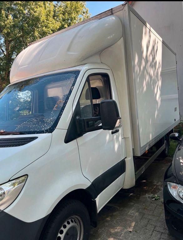 Gebraucht Mercedes Sprinter 143 PS (105 kW) 2020 Schwarz Van