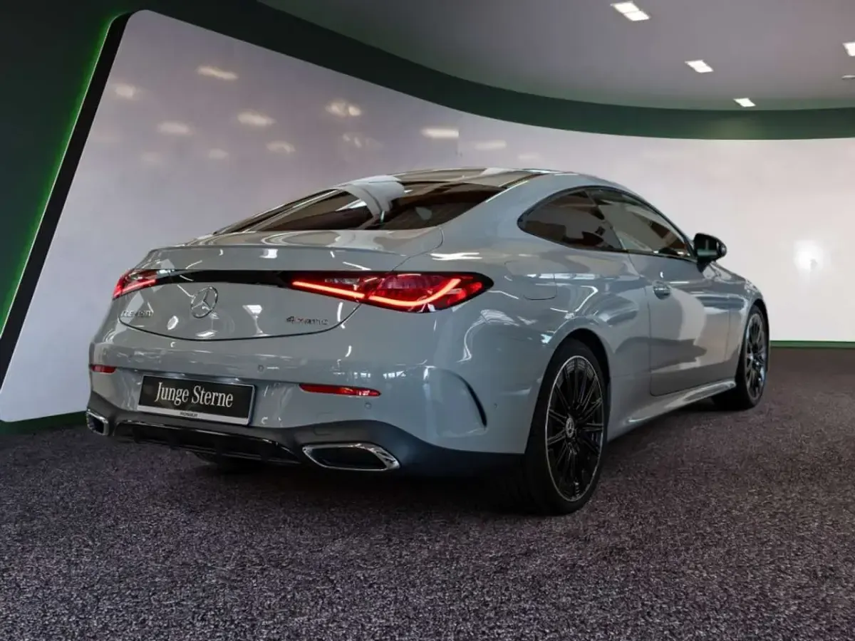 Gebraucht Mercedes CLE450 Premium 381 PS (280 kW) 2025 Grau / manufaktur alpingrau Coupé