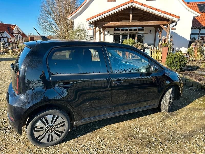 Gebraucht VW e-up! 44 kW (61 PS) 2021 Schwarz Kleinwagen
