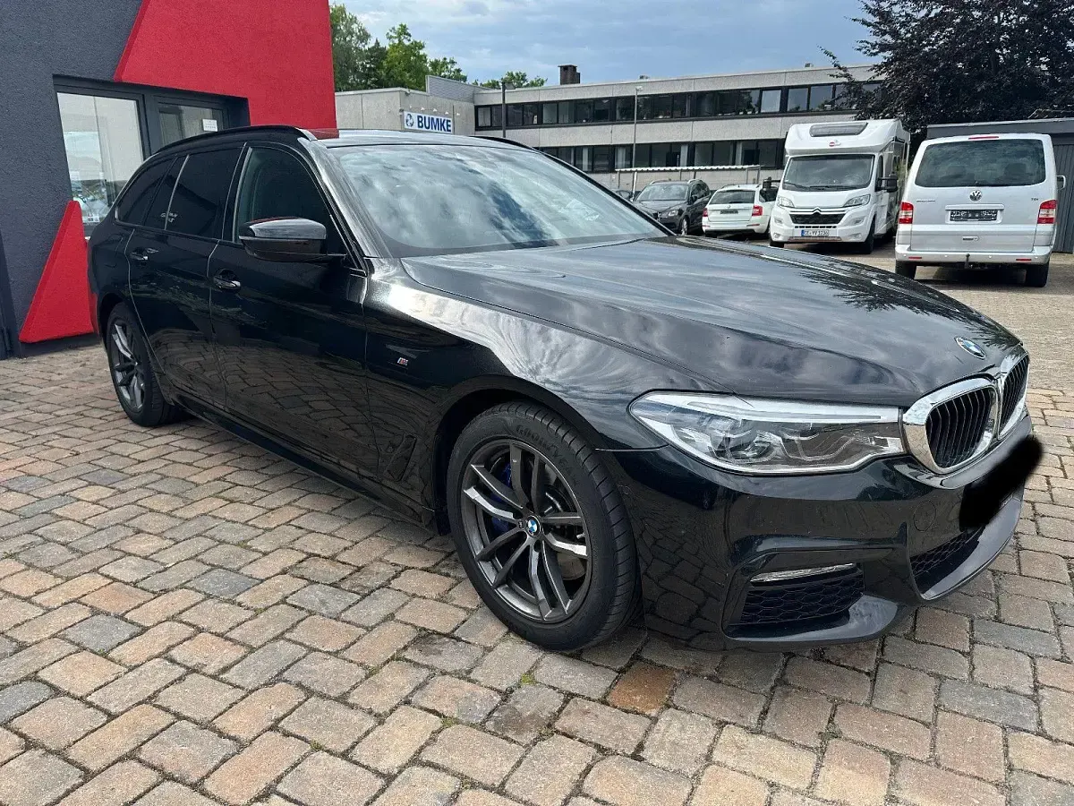 Gebraucht BMW 530 M Sport 265 PS (194 kW) 2018 Schwarz Kombi