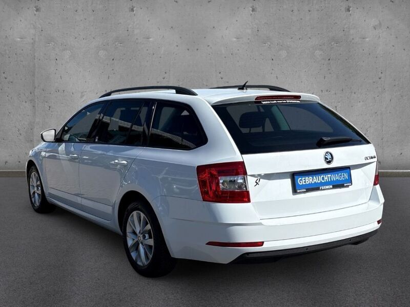 Gebraucht Skoda Octavia Style 116 PS (85 kW) 2019 Weiss Kombi