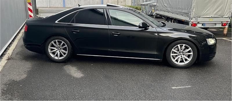 Gebraucht Audi A8 Comfort 300 PS (220 kW) 2011 Schwarz Limousine