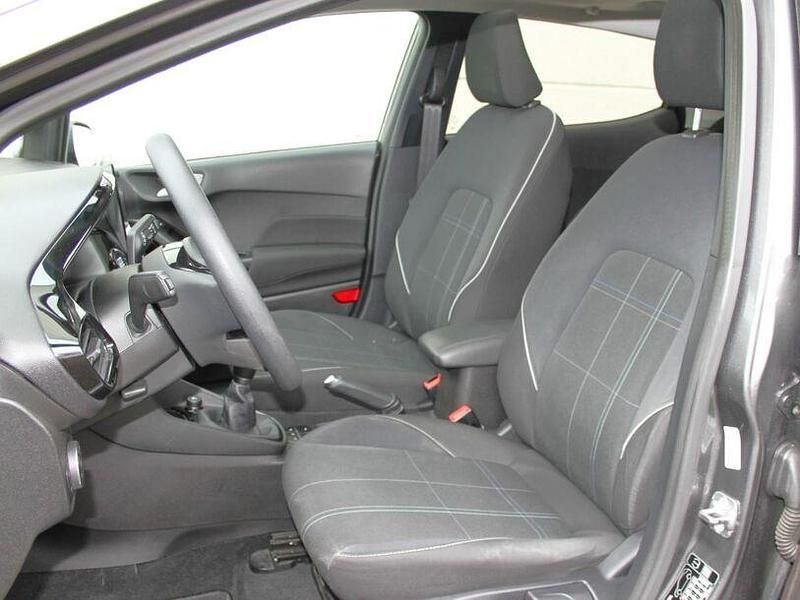 Gebraucht Ford Fiesta 71 PS (52 kW) 2018 Grau Limousine