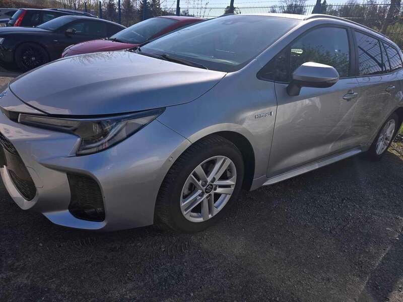 Silber Gebraucht 2023 Suzuki Swace Comfort+ Kombi | 24.500 € (Fairer Preis) - Bild 1/4