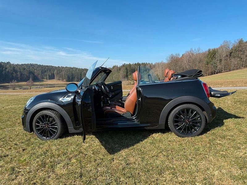 Gebraucht Mini John Cooper Works Chili 192 PS (141 kW) 2017 Schwarz Kleinwagen