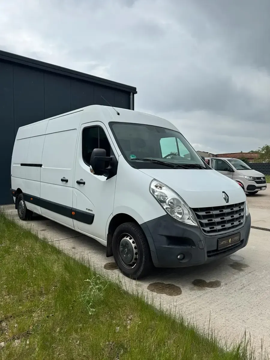 Gebraucht Renault Master 125 PS (91 kW) 2012 Weiß Limousine
