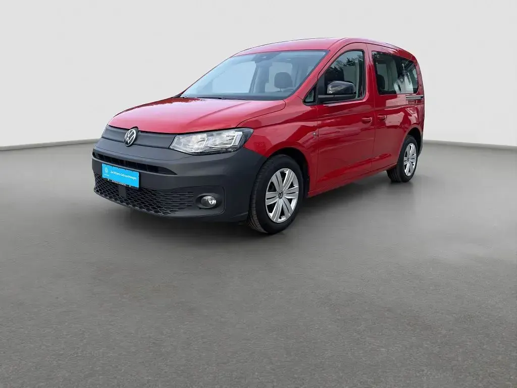 Używany VW Caddy Basis 122 KM (89 kW) 2023 Czerwony Minivan