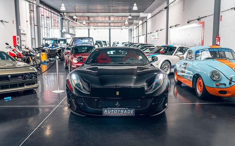 Second-hand Ferrari 812 799 CP (587 kW) 2018 Coupe