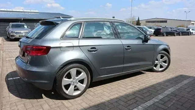 Gebraucht Audi A3 Ambition 150 PS (110 kW) 2015 Grau Limousine
