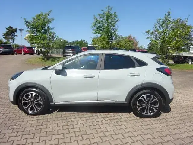 Gebraucht Ford Puma Titanium 125 PS (91 kW) 2025 Cactus gray SUV