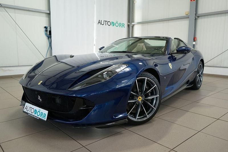 Gebraucht Ferrari 812 795 PS (584 kW) 2021 Blu tour de france Cabrio