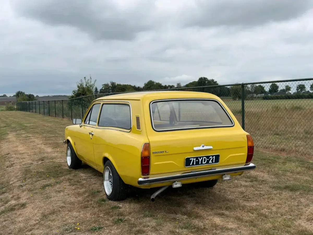 Gebraucht Ford Escort 54 PS (39 kW) 1976 Gelb Kombi