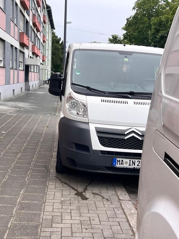 Weiß Gebraucht 2012 Citroën Jumper Van / Kleinbus | 7.500 € (Guter Preis) - Bild 1/4